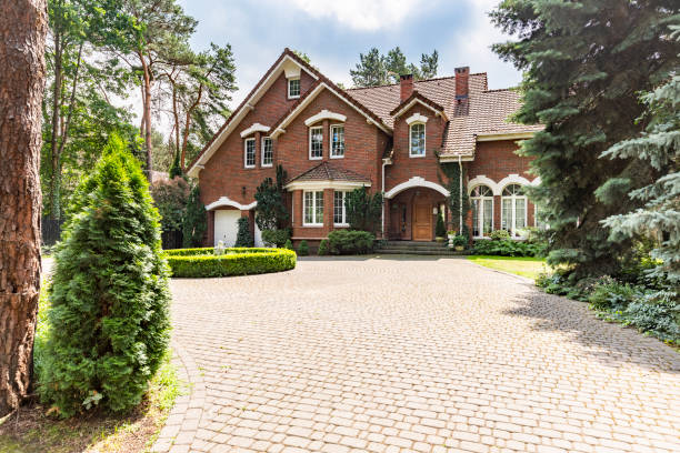 Best Permeable Paver Driveway  in Leavenworth, KS