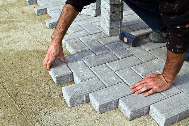 Best Best Driveway Pavers  in Leavenworth, KS